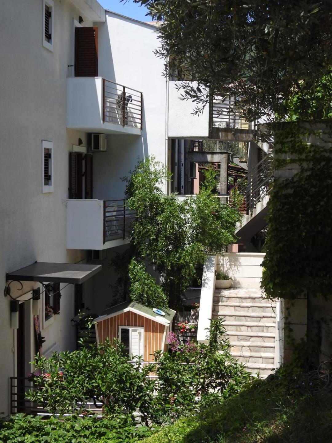 Apartments Ardura Петровац Экстерьер фото