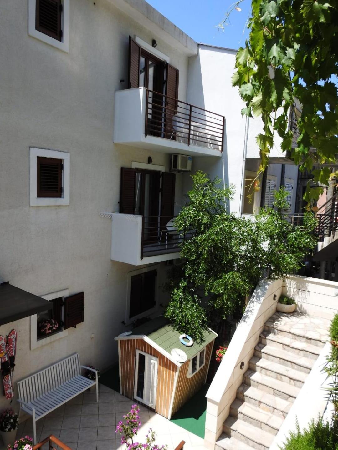 Apartments Ardura Петровац Экстерьер фото